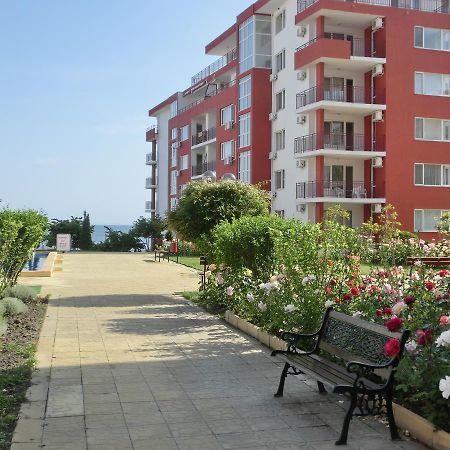 Sea View Panorama Apartment On Complex With Pools And Beach, Sveti Vlas Buitenkant foto