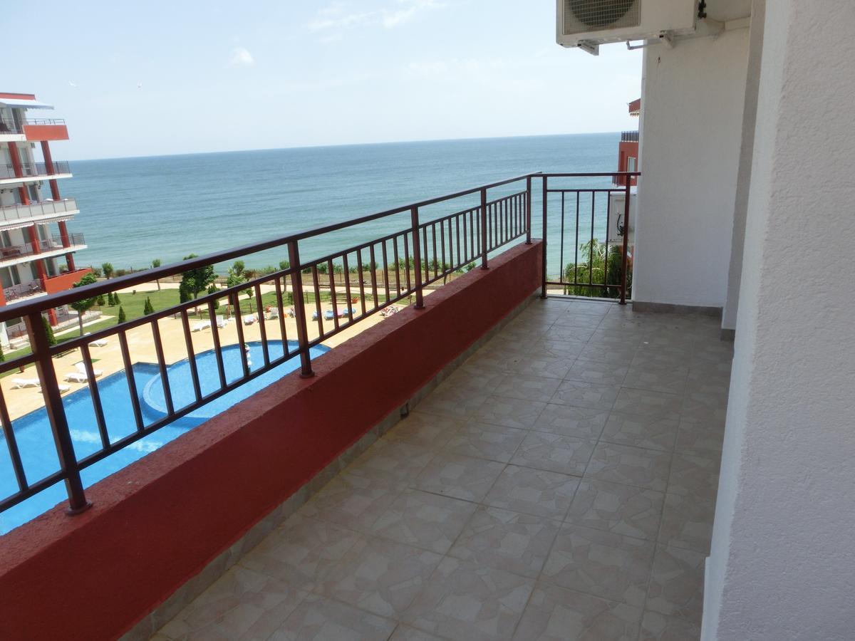 Sea View Panorama Apartment On Complex With Pools And Beach, Sveti Vlas Buitenkant foto