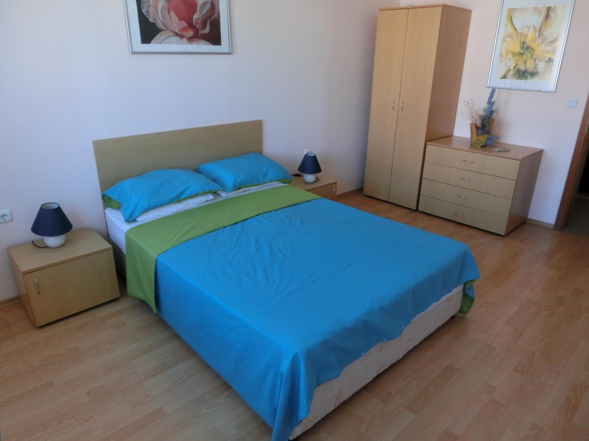 Sea View Panorama Apartment On Complex With Pools And Beach, Sveti Vlas Buitenkant foto